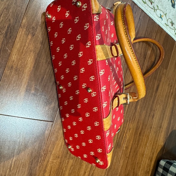 Dooney and Burke leather purse - Picture 3 of 4